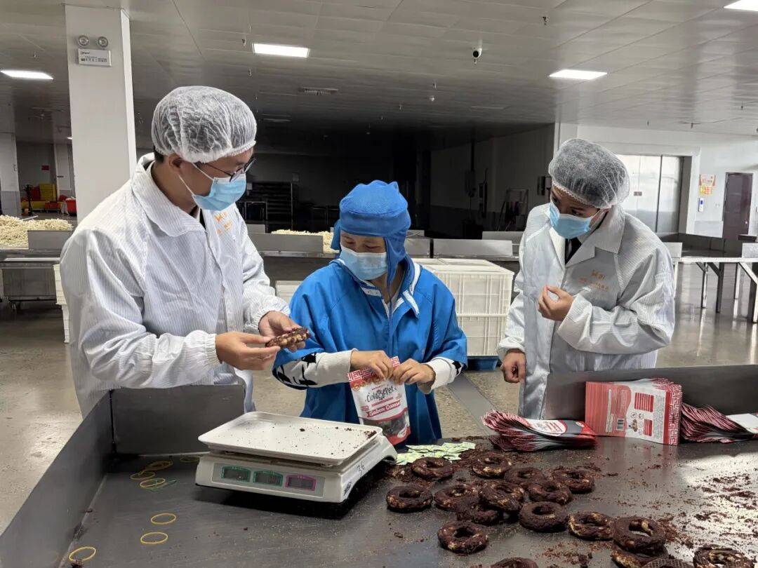 平阳：宠物小镇 出口“萌”动全球开元棋牌